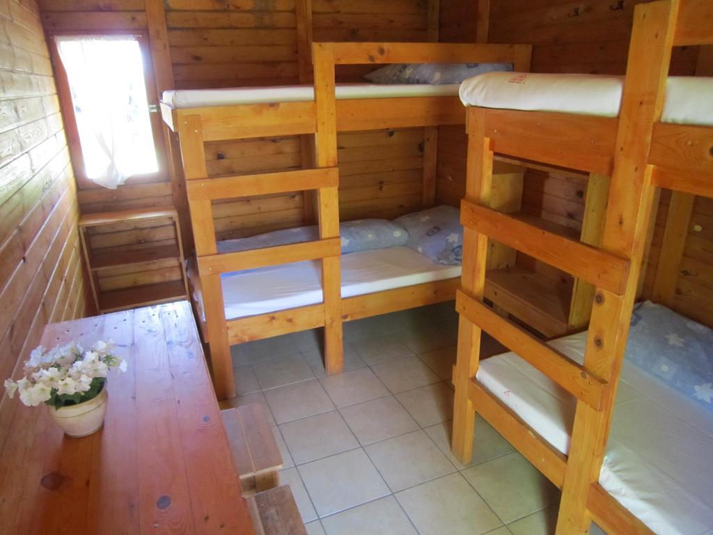Nyirfaliget Lovaskemping Es Turistahaz 호텔 Nyíregyháza 외부 사진